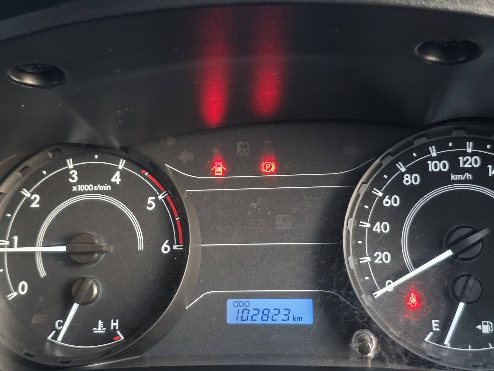 Car image 9